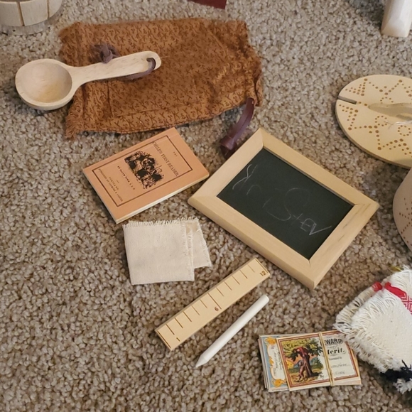 Kirstens school house set with accessories - Picture 3 of 6